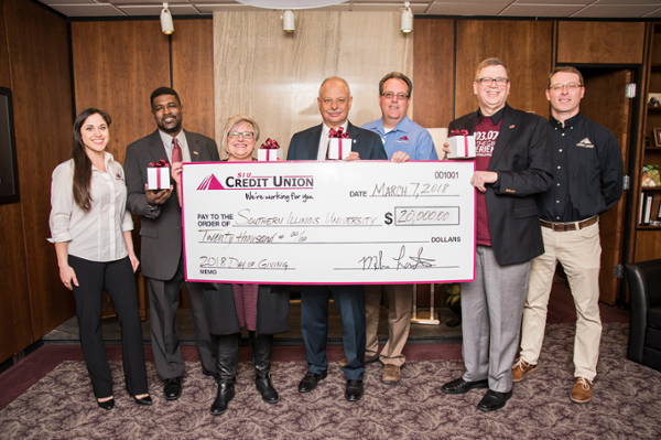SIU New Student Programs benefit from SIU Credit Union corporate gift